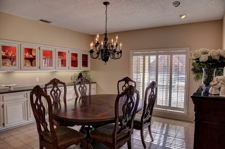 dining room furniture